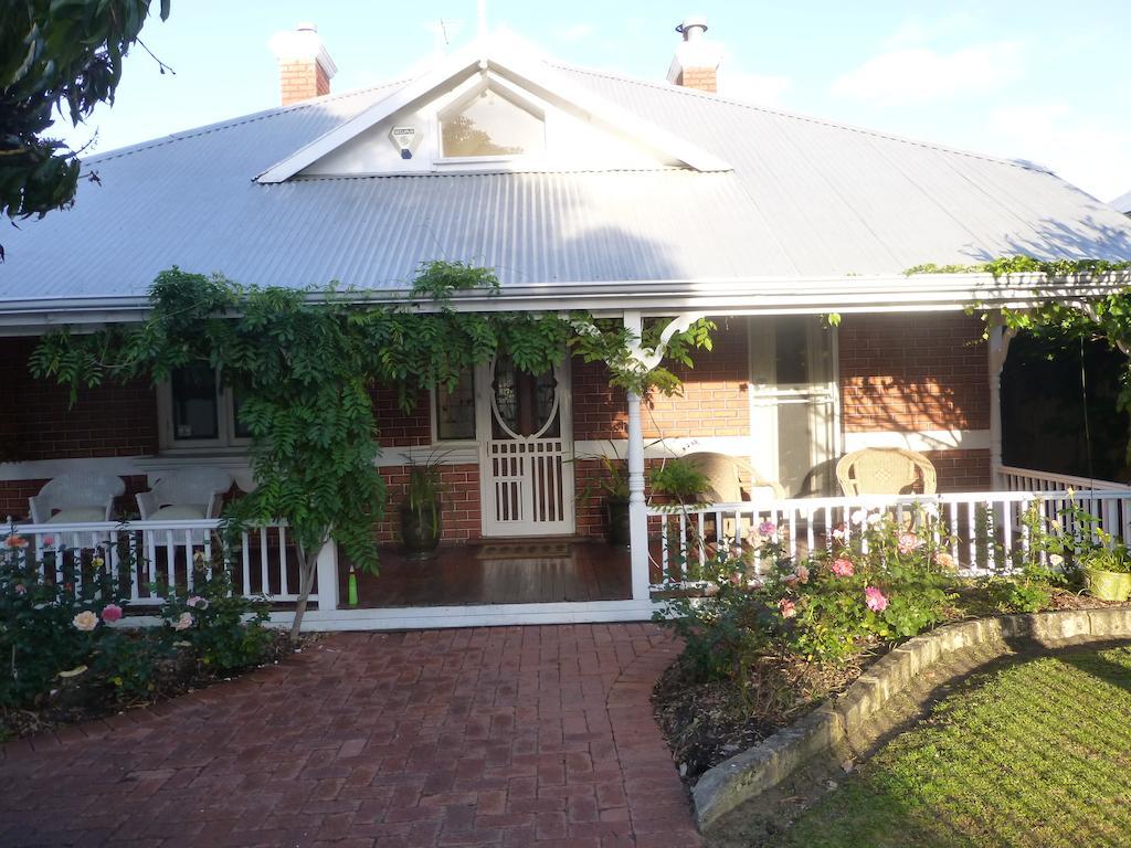 Lakeside Bed&Breakfast Perth Eksteriør bilde